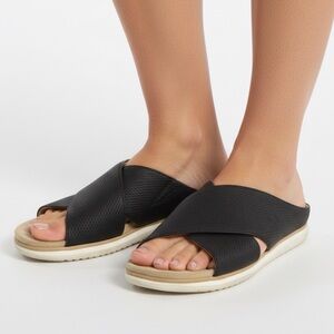 Soul Naturalizer Jessa Women Lady 9M Black Slides Criss Cross Sandals